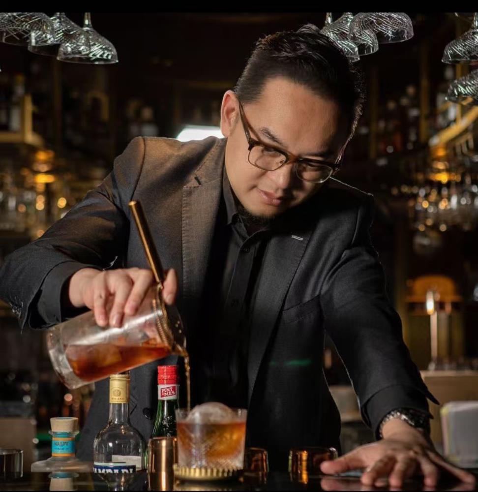 CHUNG LAIYIN