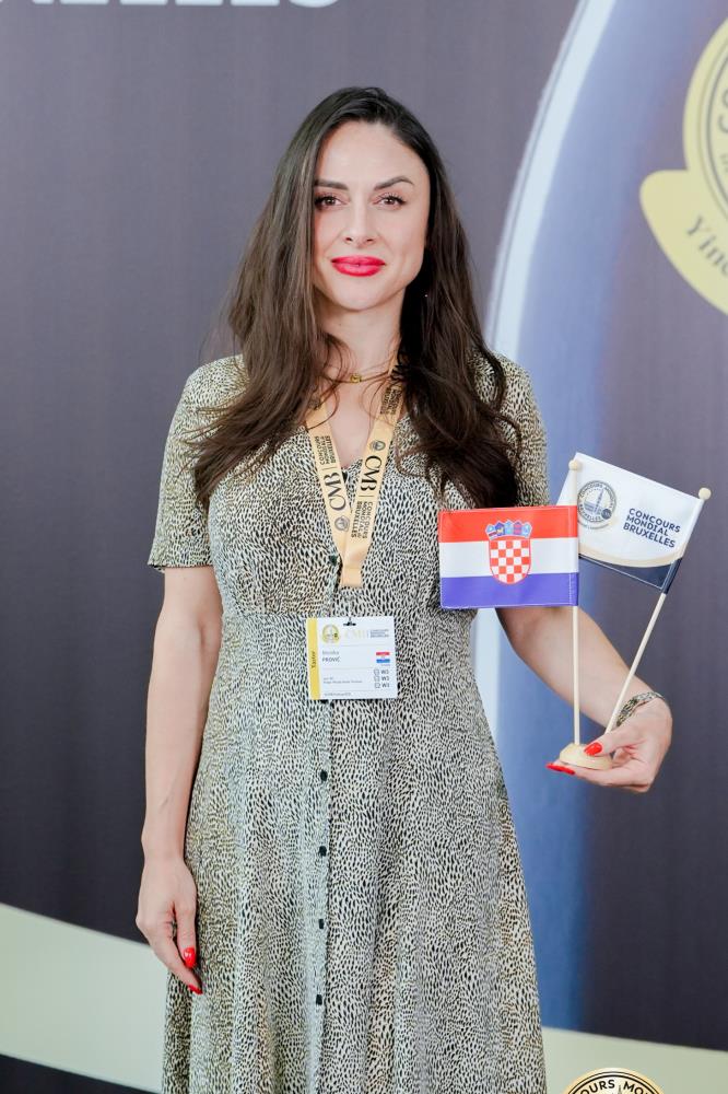 Prović Monika