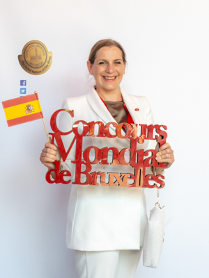 Nuria Espana