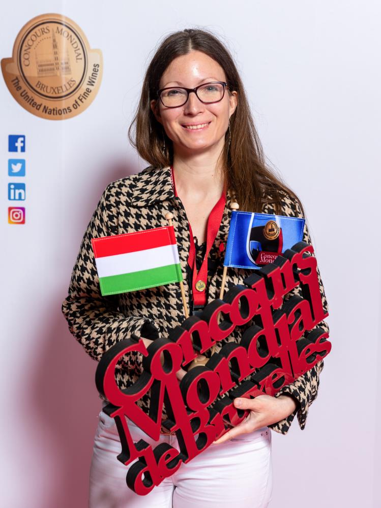 Bozzai Zsofia